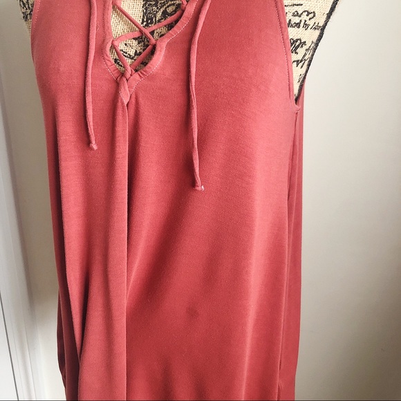 Lace Up Tunic - Picture 3 of 3